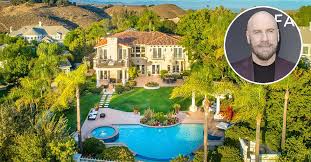 Er lebt in seiner eigenen welt, und sie wissen nicht einmal, wie. John Travolta Se Compra Esta Villa En California Por 2 6 Millones Idealista News