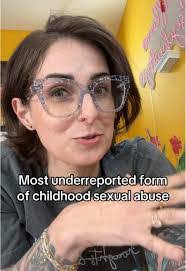 Lenise Thomas's Instagram, Twitter & Facebook