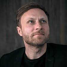 Michael Nast's Instagram, Twitter & Facebook