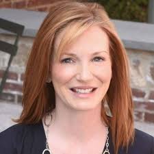 Lacey Cotter's Instagram, Twitter & Facebook