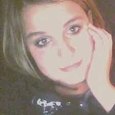 julia recker (@derJulia)