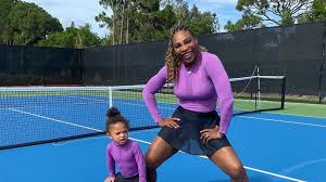 Serena williams has sent a message of support for naomi osaka after the young tennis star decided to withdraw from the 2021 french open. Nach Nadal Auch Tennisstar Serena Williams Sagt Olympia Ab Promiflash De