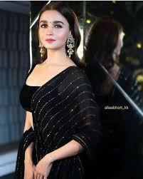 Alia Bhatt In Stunning Black Dress Bollywood New Star Alia Bhatt Cute Bollywood Fashion Indian Celebrities