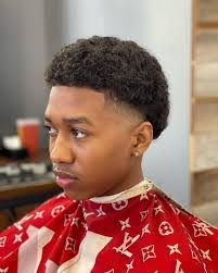 Mike Laury's Instagram, Twitter & Facebook