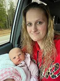 Miranda Jones's Instagram, Twitter & Facebook