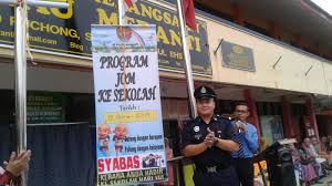 Rencananya mereka ingin pergi berlibur ke malaysia. Corat Coret Warga Sk Pulau Meranti Pelancaran Program Jom Ke Sekolah 2019