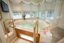Hotel Rooms With Jacuzzi Suites Hot Tubs Excellent Romantic Vacations Modern Hot Tubs Romantic Hotel Rooms Romantic Cabin