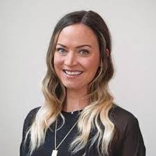 Kristen Friedman's Instagram, Twitter & Facebook