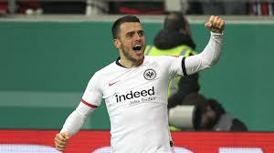 Join facebook to connect with blickwechsel and others you may know. Eintracht Frankfurt News Und Geruchte Heute Kostic Bei Hertha Bsc Im Gesprach Bobic Erklart Wechsel Die Sge Am Montag Goal Com