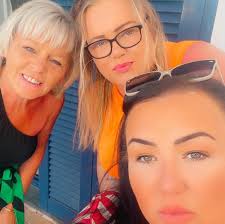 So tomorrow 8 of us arrive all girls to celebrate my 60th birthday we will  be the loudest and the funniest if you see us give us a wave I promise you