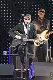 20 janvier 2016 à 12h09 @ l'un des plus grands artistes de la chanson française s'est éteint. Alain Bashung Wikipedia