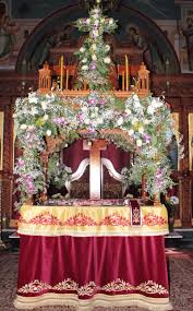 Η περιφορά του επιταφίου θα γίνει εντός προαυλίου εκκλησιών ενώ το προσκύνημα μόνο εκτός των ναών. Ojwdaynqomqprm