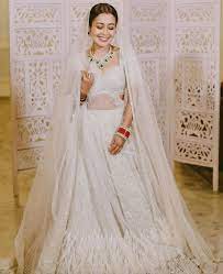 Pin By Krystal D Souza On Neha Kakkar Neha Kakkar Dresses Indian Wedding Outfits Indian Bridal Outfits