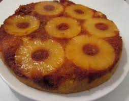 Recette Gateau Caramelise Renverse A L Ananas En Video Recette Recette Gateau Ananas Gateau Renverse Ananas Gateau Ananas Facile