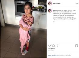 Carolina patrocínio conduziu este sábado do, dia 16 de janeiro, o 'estamos em casa', na sic e foi surpreendida em direto pelo marido. Irma De Carolina Patrocinio Arrasada Pelo Ex Marido