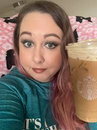 I'm not a huge Starbucks fan, but someone gave me gift cards so I couldn't  say no to free coffee! Pumpkin Cream Cold Brew. 😚🍂🍁☕️