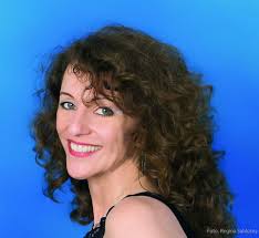 Claudia Himmel Sängerin und Vollblutmusikerin in Berlin