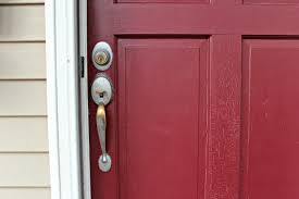 Now that you're ready to begin the actual work of painting, do the door all at once, without taking a break. Painting Door Knobs Without Removing Them The Space Between