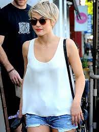 I Love That Julianne Hough Short Hair Salon Roast Chat Short Hair Styles Pixie Pixie Haircut For Thick Hair Haircut For Thick Hair