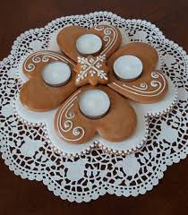 Mezes Lili Mezeskalacs Adventi Koszoru Christmas Biscuits Christmas Food Gingerbread Cookies