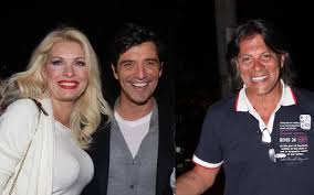Η τρυφερή φωτογραφία με τον γιο του. Elenh Menegakh Hlias Psinakhs Kai Sakhs Roybas 25 Xronia Prin Pics E Stage Gr