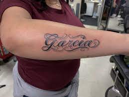 Name tattoos can include names of partner, lover, spouse, special friends, children, other family members or someone special. Custom Name Tattoo Tattoo Fonts Cursive Tattoo Writing Fonts Tattoos