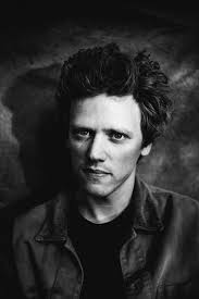 Douglas Firs: 'Toen mijn moeder nog leefde, heb ik een lijstje gemaakt met  vragen die ik haar nog wilde stellen. Na haar dood is dat alleen maar  langer geworden'