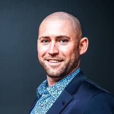 What advice would you give to your 20 year old self? Comment below! See my… 