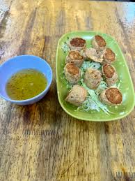 曼谷Krua Porn La Mai攻略,Krua Porn La Mai特色菜推荐菜单人均消费电话地址菜系点评营业时间【携程美食】