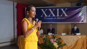 Biografia, formazione e portfolio di angelica massera. 01p42kfy0x7yxm