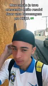 Estêvão demonstra muita habilidade no aquecimento da #SeleçãoBrasileir...