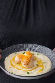 La Creme De Panais A La Vanille Saint Jacques Poelees Et Reduction De Clementines Creme De Panais Recette Panais Cuisine