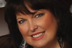 Master goldsmith Rob Bowden finds 'perfect fit' with Kreative Design  Gallery