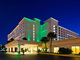 Official Site Of Holiday Inn Hotel Suites Across From Universal Orlando Read Guest Reviews A Orlando Hotel Universal Orlando Hotels Orlando Florida Vacation