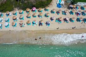 Dikili Deki Koylar Izole Tatil Imkani Sunuyor