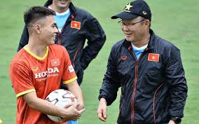 Chủ nhật, 01/08/2021 04:16:12 hotline: Bá»™ Ä'oi Nay Sáº½ La Hai Con Dao Trong Tay Ao Cá»§a Hlv Park Hang Seo