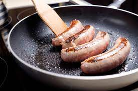 How To Cook Brats Indoors - Foods Guy
