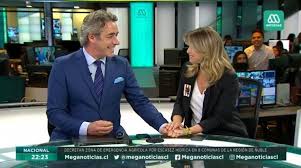Hizo su práctica profesional en el departamento de prensa de canal 13. Soledad Onetto Y Jose Luis Repenning Periodistas De Mega Desmienten Romance Redgol