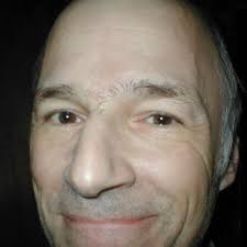 Anyone here home-blow their own tubes? Or is that a lost art?