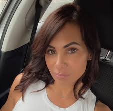 Victoria Fabrizio's Instagram, Twitter & Facebook