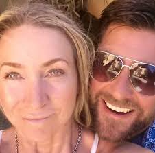 Gareth southgate news, gossip, photos of gareth southgate, biography, gareth southgate gareth southgate is a 49 year old british footballer born on 3rd september, 1970 in watford. Man Dumped By Gareth Southgate S Wife For England Boss Insists He Holds No Grudge And He Ll Still Cheer Team On