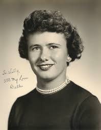 Kelly Naughton's Instagram, Twitter & Facebook