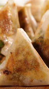 Samoussas Aux Legumes Recette Video Recette Video Recettes De Cuisine Recette Samoussa Legumes Recette Samoussa