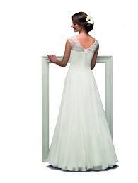Unsere premium brautkleider shops in köln bieten dir alles, was das brautherz begehrt. Pin Auf Lohrengel Brautkleider Kollektion