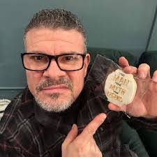 Shelly Kaminski's Instagram, Twitter & Facebook