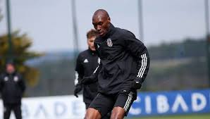 Beşiktaş futbol yatırımları sanayi ve ticaret aş'nin, borsa i̇stanbul'a gönderdiği ve kamuyu aydınlatma. Besiktas J K Official Web Site