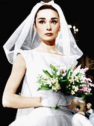 Wunderschöne brautmode und hochzeitskleider für das richtige hochzeitskleid (brautkleid oder modisches outfit) gibt es keinerlei vorschriften. 16 Der Besten Hochzeitskleider Im Film Porter