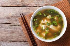 Leggi il nostro ultimo articolo sulla zuppa di miso. Miso Tutte Le Proprita Benefiche Per La Salute E Come Mangiarlo E Cucinarlo