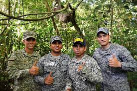 Así lo aseguró el ejército colombiano, que explicó que la merma de la guerrilla es consecuencia de varias operaciones militares contra el frente 27. Fuerza Aerea Y La Armada Nacional Se Unen Para Liberar A Oso Perezoso Fuerza Aerea Colombiana
