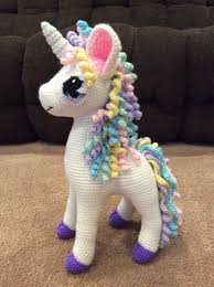 My Version Of Comet The Unicorn Pattern By Jessie Van In Ravelry Com Projectarian Hookedon Sunshine Com And Etsy Orgu Oya Atlar